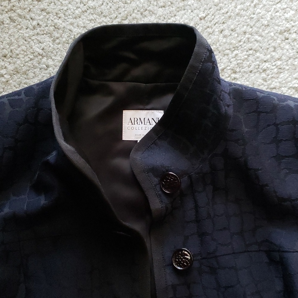 Armani Collezioni navy blazer Sz 10